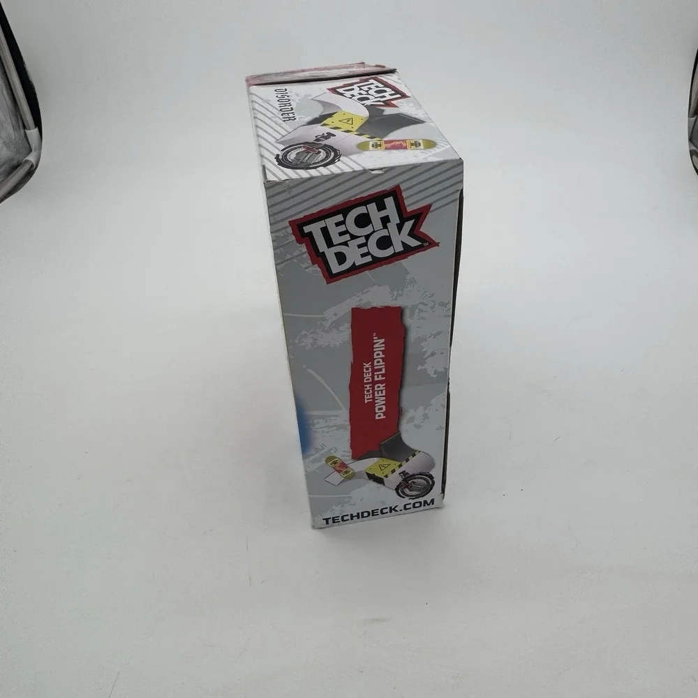 Tech Deck Lot 2‎ Power Flippin Disorder Pyramid Point Baker Skate Park Set